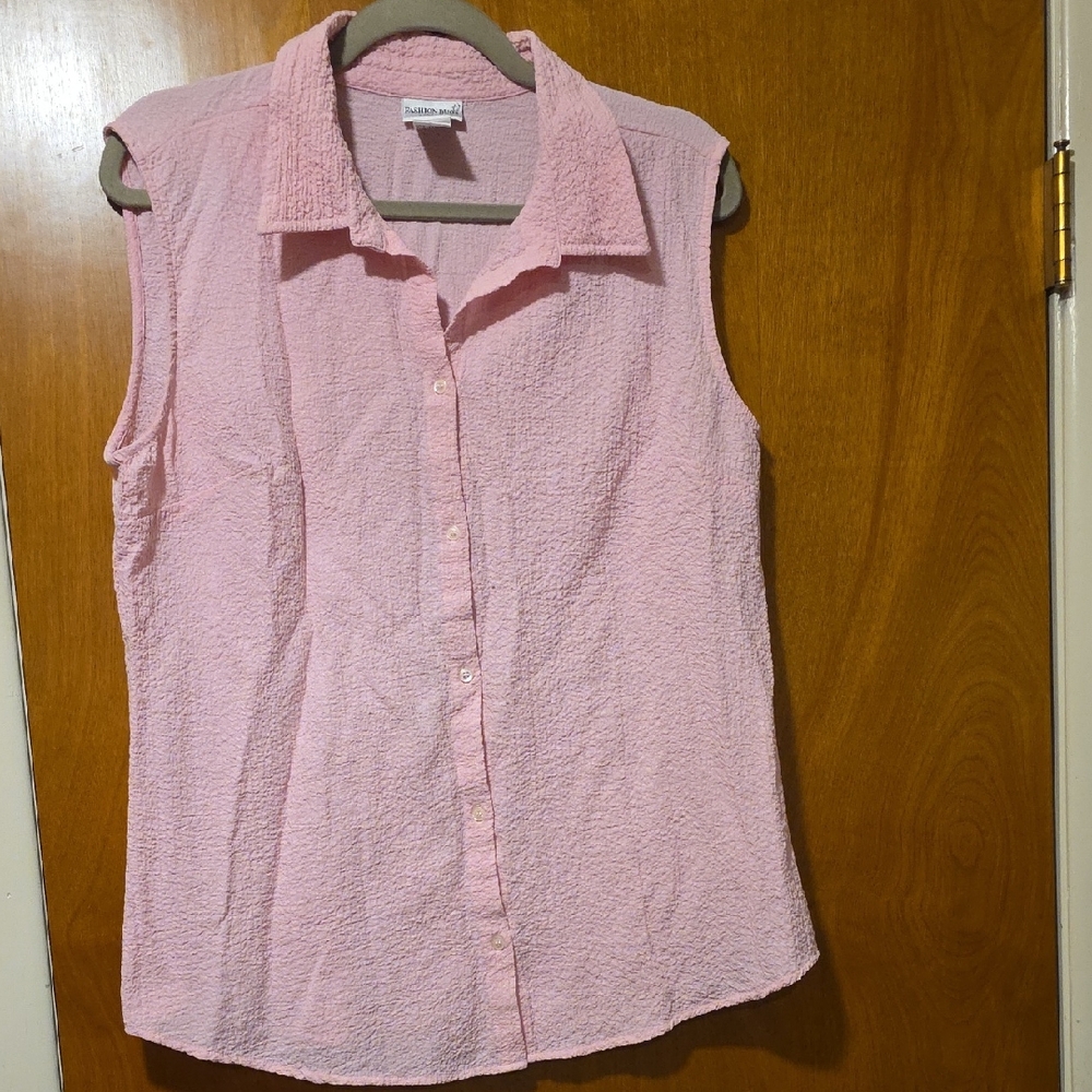 Fashion Bug Pink Sleeveless Button-Down Shirt